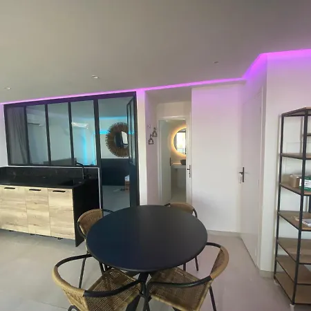 Apartment Marinesappartement, Le Quai Tropezien Marina